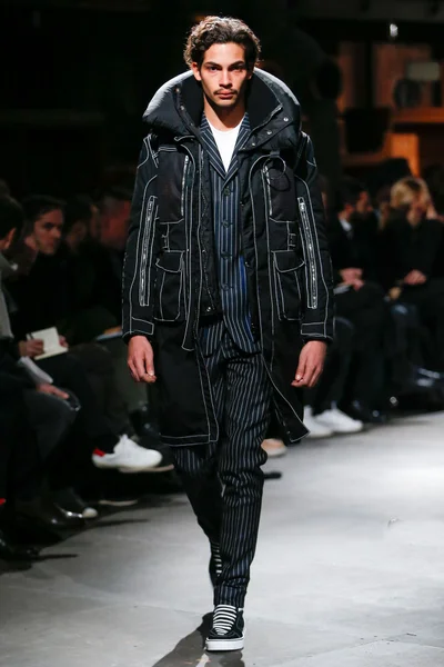 Look 47